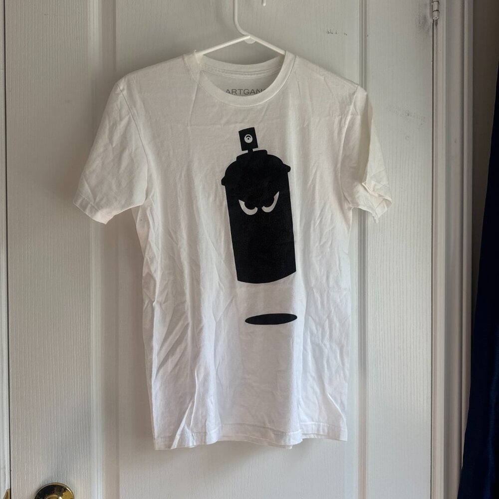 Artgang Montreal Graffiti Bottle Graphic T-shirt